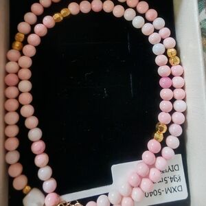 Elegant Pink Queen Conch Shell bracelet